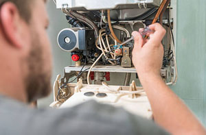 Heating Engineer UK (044)